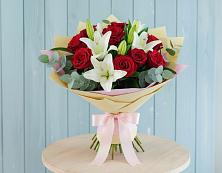 Букет цветов из:  Лилии и Розы в Гаврилом-Яме