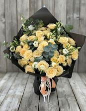 Букет цветов из:  Розы и Лизиантусы в Гаврилом-Яме