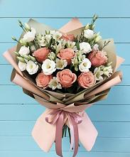 Букет цветов из:  Розы, Альстромерии и Лизиантусы в Гаврилом-Яме