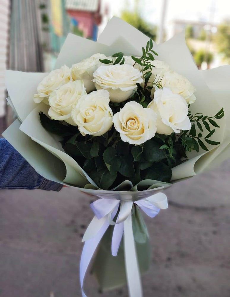 Букет Белые розы Проуд в Гаврилом-Яме
