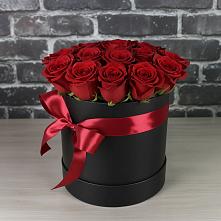 Цветочная композиция из Розы в шляпной коробке в Гаврилом-Яме