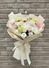 Букет цветов из:  Гвоздики, Розы, Лизиантусы и Хризантемы в Гаврилом-Яме