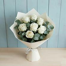 Букет Белые розы в Эвкалипте в Гаврилом-Яме