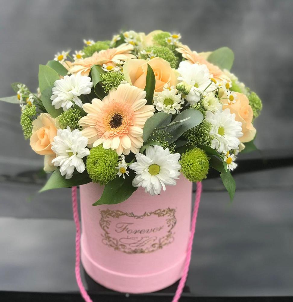 Цветочная композиция из Розы, Герберы и Хризантемы в шляпной коробке в Гаврилом-Яме