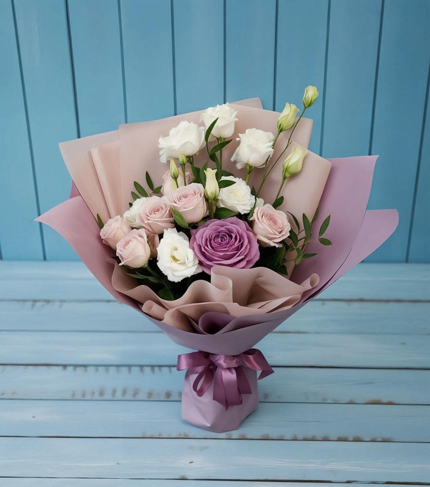 Букет цветов из: Розы и Лизиантусы в Гаврилом-Яме